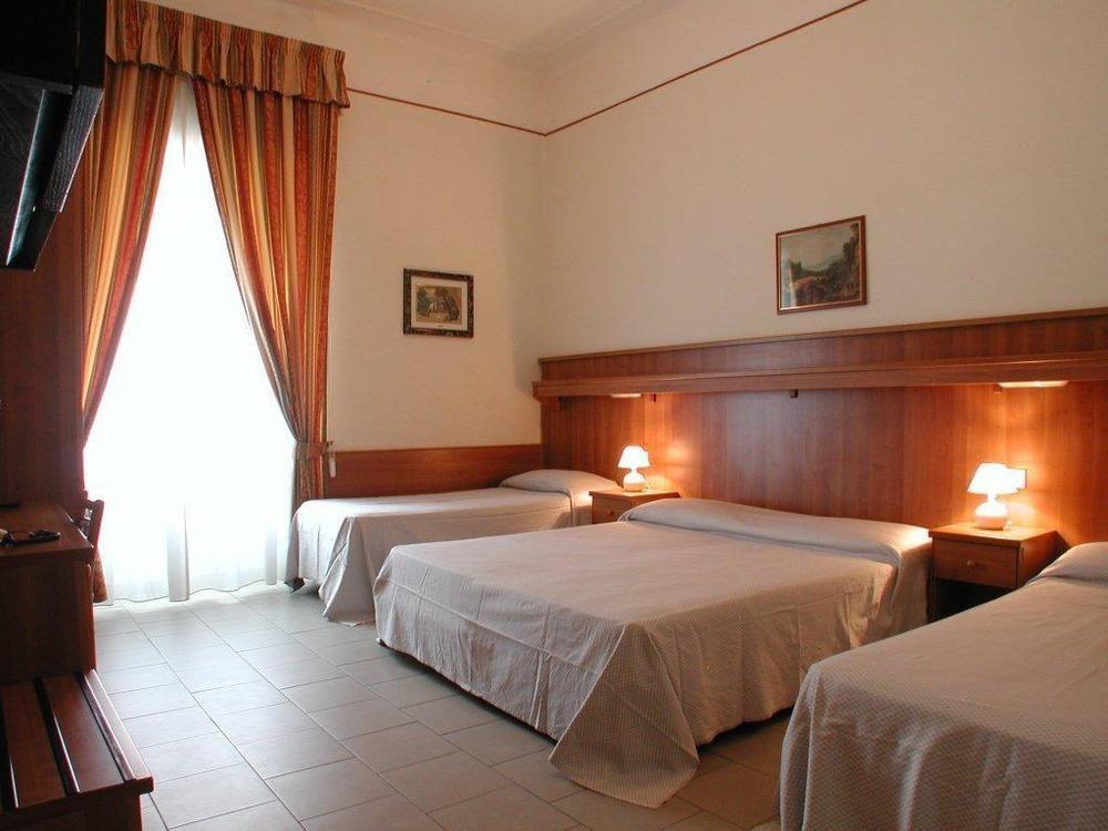 Altavilla 9 Hotel Rom